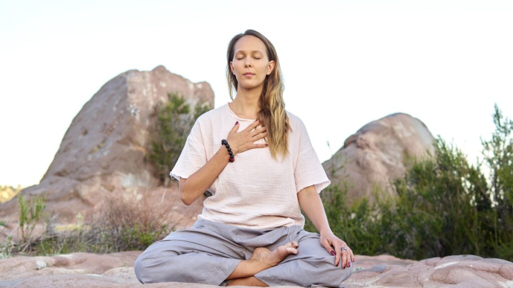 What Do Meditation and Hypnosis Have in Common in Short